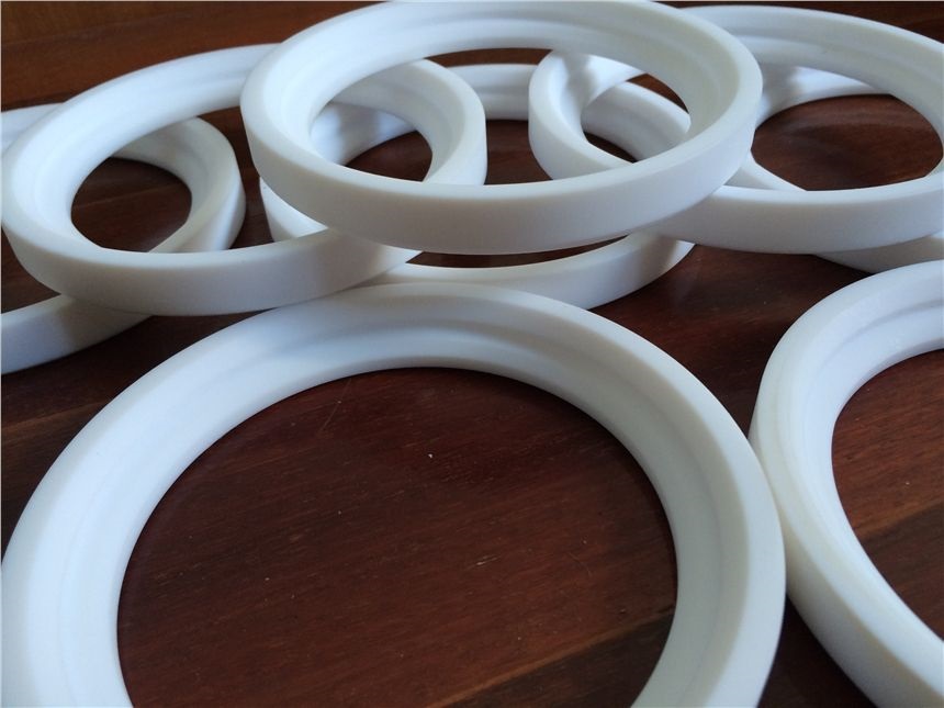 密封橡膠制品可以分為油封、O型密封圈、異型密封件和密封條4大種類。