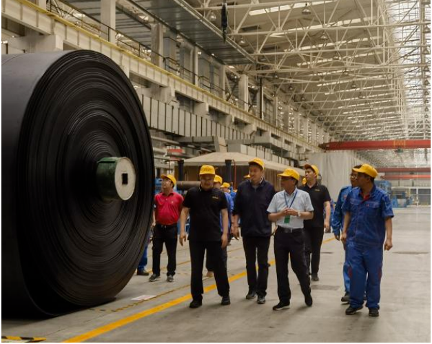 青島橡六輸送帶接受紫金礦業(yè)專家組現(xiàn)場評(píng)估調(diào)研