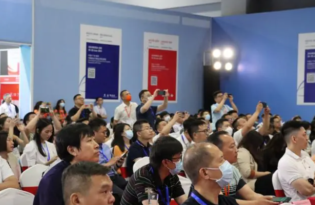 在會(huì)上，廣東省市場(chǎng)監(jiān)督管理局質(zhì)量安全監(jiān)督處四級(jí)調(diào)研員周祥解讀了《工業(yè)產(chǎn)品生產(chǎn)單位落實(shí)質(zhì)量安全主體責(zé)任監(jiān)督管理規(guī)定》政策，幫助線纜企業(yè)明確產(chǎn)品質(zhì)量安全生產(chǎn)主體責(zé)任，并提出相關(guān)要求。