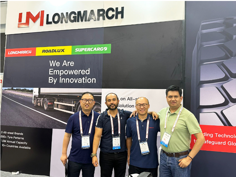 浪馬輪胎在國際展會上的亮相標(biāo)志著其持續(xù)推動品牌國際化進(jìn)程的重要一步。浪馬輪胎表示將繼續(xù)加大研發(fā)制造和品牌建設(shè)方面的力度，不斷提升產(chǎn)品質(zhì)量，為全球用戶提供高品質(zhì)的全鋼胎產(chǎn)品和優(yōu)質(zhì)服務(wù)。此次展會不僅加強(qiáng)了與客戶的互信，也為浪馬輪胎進(jìn)一步深耕國際市場奠定了堅(jiān)實(shí)基礎(chǔ)。