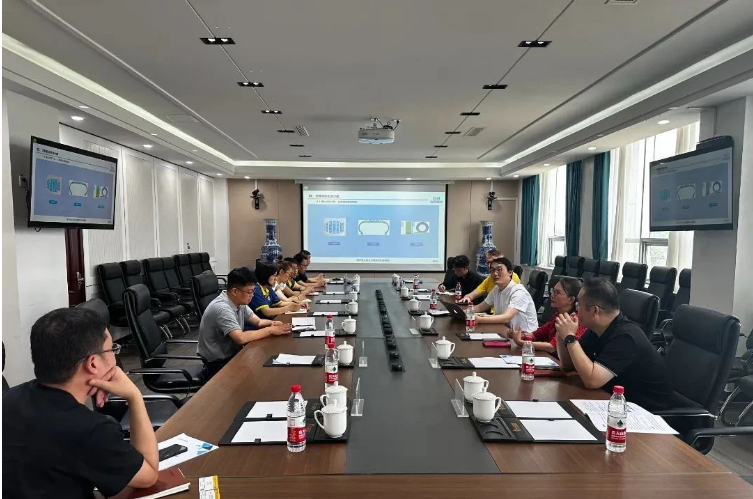 特拓總經(jīng)理率團(tuán)赴廣饒考察輪胎項(xiàng)目，探尋合作機(jī)遇