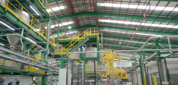 卡博特公司宣布，位于印度尼西亞芝勒貢的新特種聚合物工廠已正式投入運營，為該公司全球增加了20,000噸特種聚合物的年產能。該工廠是南亞太地區(qū)最大的色母粒和導電聚合物生產工廠之一，其投入使用進一步鞏固了卡博特在當?shù)啬酥寥蛱胤N聚合物市場的領先地位。