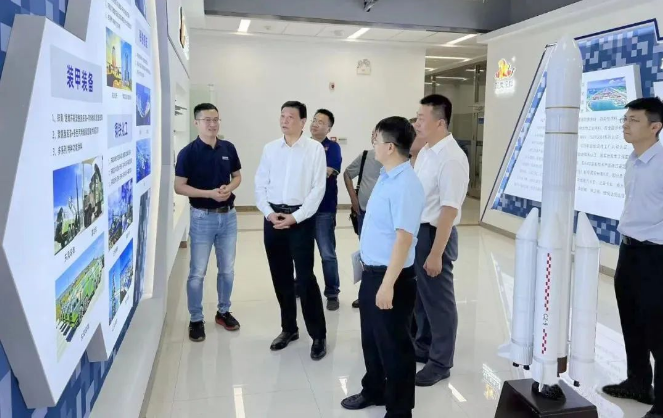 中國涂料工業(yè)協(xié)會會長訪問湖北涂協(xié)和雙虎涂料