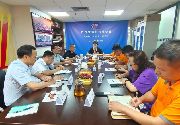 中國(guó)涂料工業(yè)協(xié)會(huì)名譽(yù)會(huì)長(zhǎng)孫蓮英一行到廣東深入調(diào)研