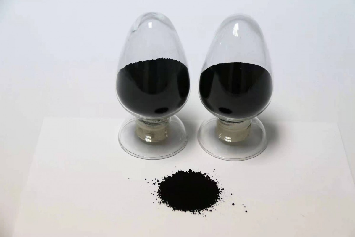 根據(jù)中國(guó)海關(guān)總署最新發(fā)布的數(shù)據(jù)顯示，2023年6月中國(guó)炭黑出口量達(dá)到7.59萬(wàn)噸，相比去年同期減少了24.48%。而今年上半年累計(jì)出口量為33.11萬(wàn)噸，較去年同期減少了23.81%。