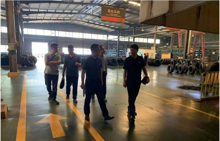 齊魯工業(yè)大學(xué)與生物基礎(chǔ)材料與綠色制造國家級重點實驗室的負責(zé)人王建勇教授、朱秀忠博士一行，在8月11日訪問了濰坊順福昌橡塑有限公司。