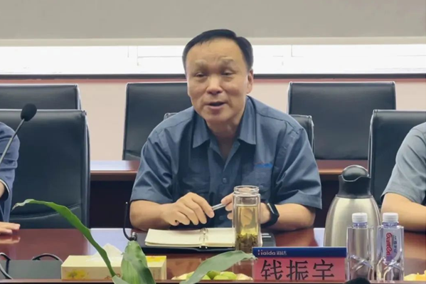 華南理工大學(xué)張立群校長率隊(duì)到海達(dá)股份、盈天環(huán)保走訪調(diào)研