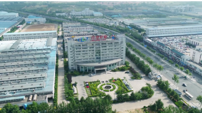 山東玲瓏輪胎股份有限公司召開(kāi)第五屆董事會(huì)第十二次會(huì)議，為公司的未來(lái)發(fā)展做出了重要決策。