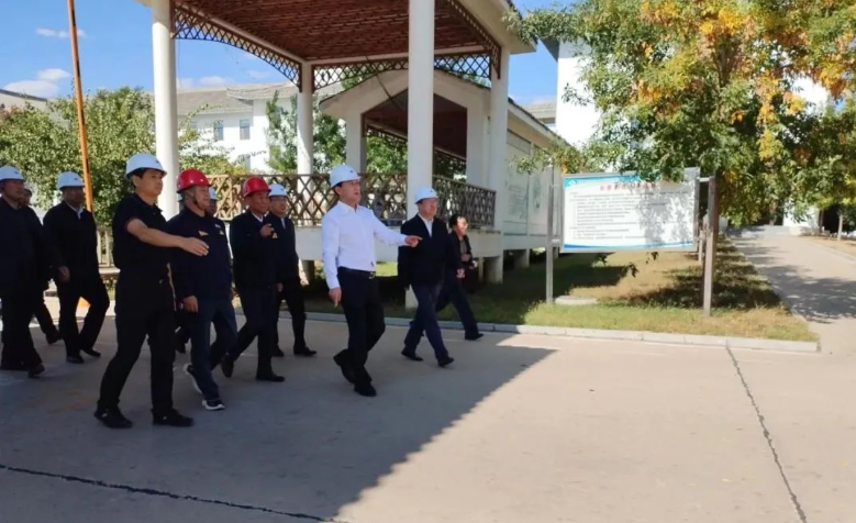 朝陽市委副書記、市長謝衛(wèi)東督導(dǎo)朝陽黑貓公司安全生產(chǎn)工作