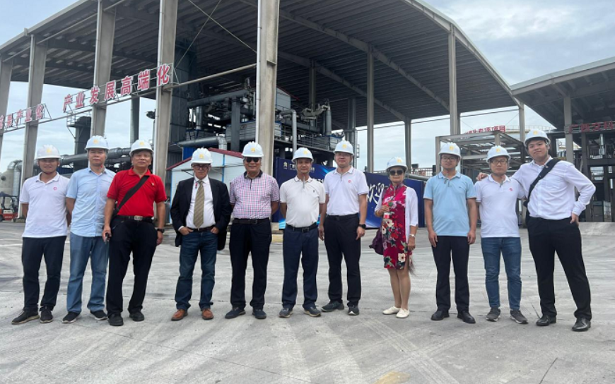 世界瀝青橡膠協(xié)會會長到廣西交科集團進行技術(shù)交流