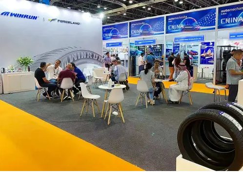 AUTOMECHANIKA DUBAI 2023一如既往地吸引了來自世界各地的知名品牌，向成千上萬的供應(yīng)商、消費(fèi)者和行業(yè)專業(yè)人士展示了最新的產(chǎn)品和技術(shù)，因而在中東汽車后市場領(lǐng)域享有盛譽(yù)。