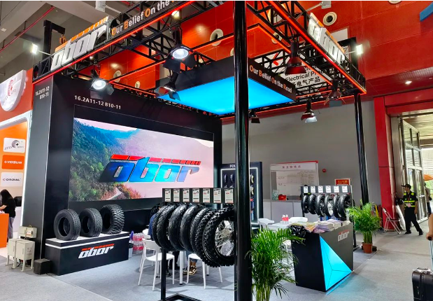 第134屆中國進出口商品交易會(廣交會)于10月15日盛大舉行，廣受贊譽的“中國第一展”再次展現(xiàn)其無可匹敵的規(guī)模和吸引力。本次廣交會不僅規(guī)模龐大，參展企業(yè)和采購商眾多，還呈現(xiàn)出一系列全新的亮點和活力，充分展示了中國智能制造的新風貌，凸顯了中國在對外開放方面的卓越和深遠影響力。