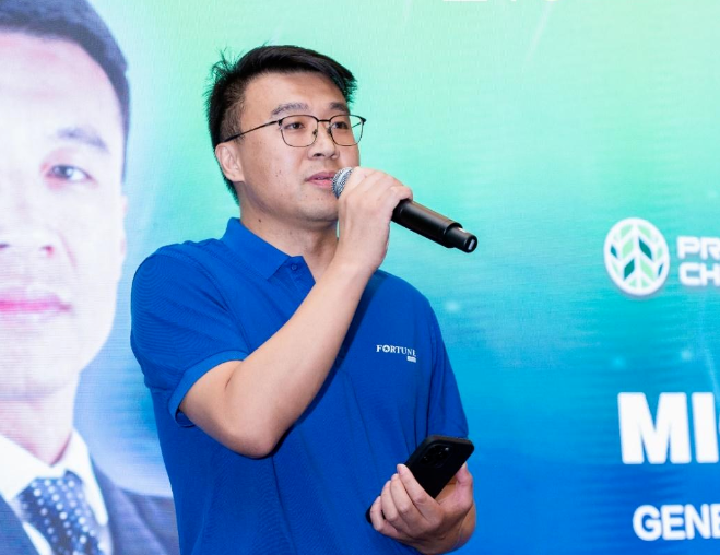 浦林成山國際銷售中心總監(jiān)初曉華表示，未來，浦林成山將在品牌、渠道、產(chǎn)品和服務等各個領域提供全方位支持，以創(chuàng)造高品質的產(chǎn)品和體驗，實現(xiàn)品牌的創(chuàng)新升級，為經(jīng)銷商創(chuàng)造更多價值。