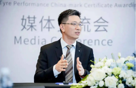 2023輪胎行業(yè)質(zhì)量論壇，在青島國(guó)際會(huì)議中心舉行。在這次盛會(huì)上，TüV萊茵大中華區(qū)交通服務(wù)副總裁黃余欣接受了媒體的采訪。
