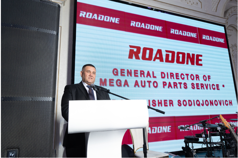 面對(duì)國(guó)際市場(chǎng)的挑戰(zhàn)和機(jī)遇，陸通輪胎一直以品質(zhì)為核心，以創(chuàng)新為動(dòng)力，以服務(wù)為基礎(chǔ)。公司通過不斷提升競(jìng)爭(zhēng)力，在產(chǎn)品研發(fā)、環(huán)保設(shè)計(jì)和安全保障等方面保持超高水準(zhǔn)。這也是陸通輪胎成功打入海外市場(chǎng)的關(guān)鍵所在。